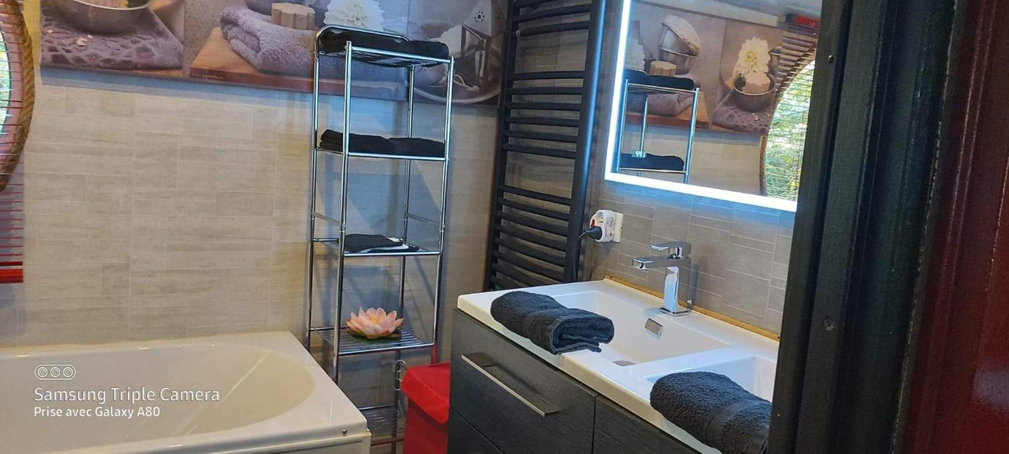 Hotel Peniche Morgane 2 Sas Les Betises Cambrai Zewnętrze zdjęcie