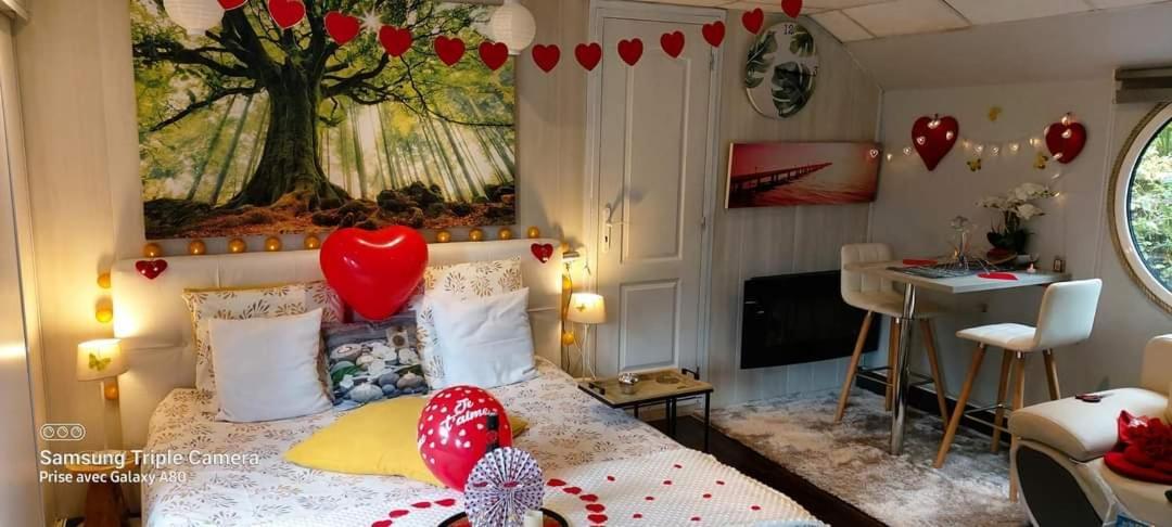 Hotel Peniche Morgane 2 Sas Les Betises Cambrai Zewnętrze zdjęcie